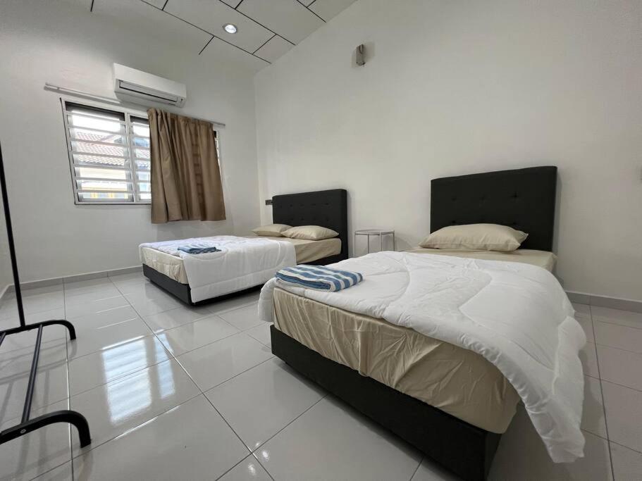 M Guest House2 Muar Exterior foto